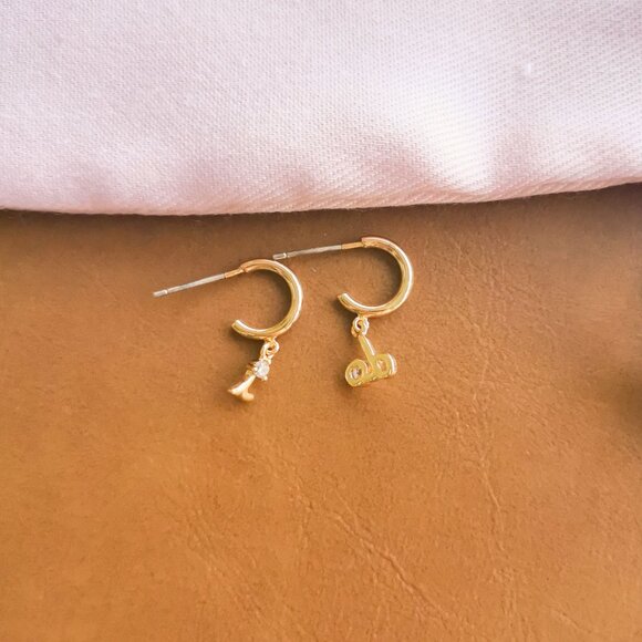 Kate Spade Say Yes I Do Gold Clear Earrings Trendy - Picture 3 of 3